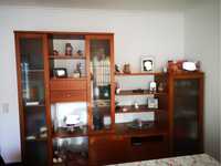 Movel de sala com vitrine