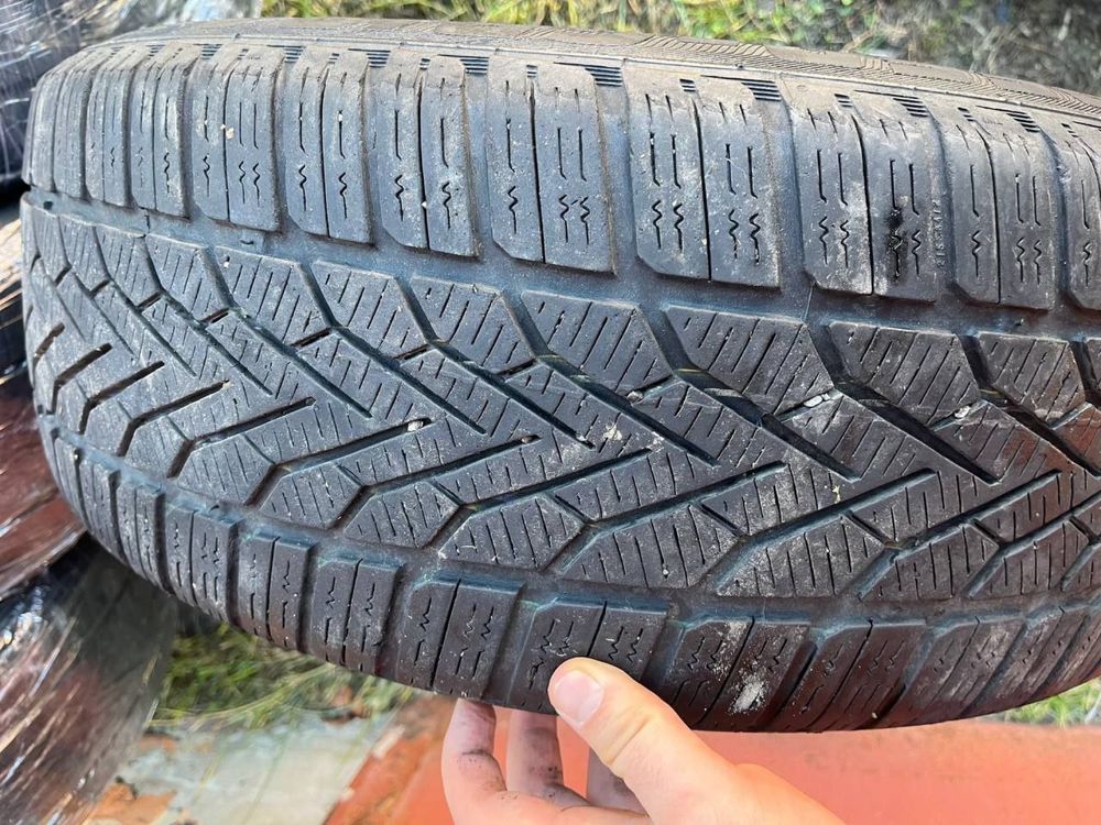 Продам зимні шини Semperit- Speed Grip 2