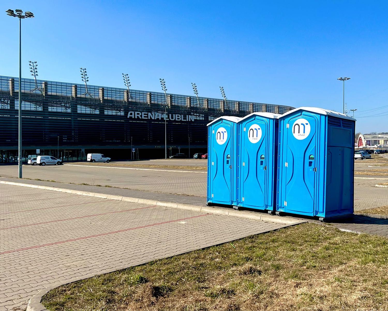 Toaleta przenośna wynajem toalety toalet kabina wc na budowę imprezę