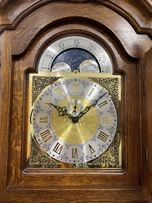 Напольные антикварные часы