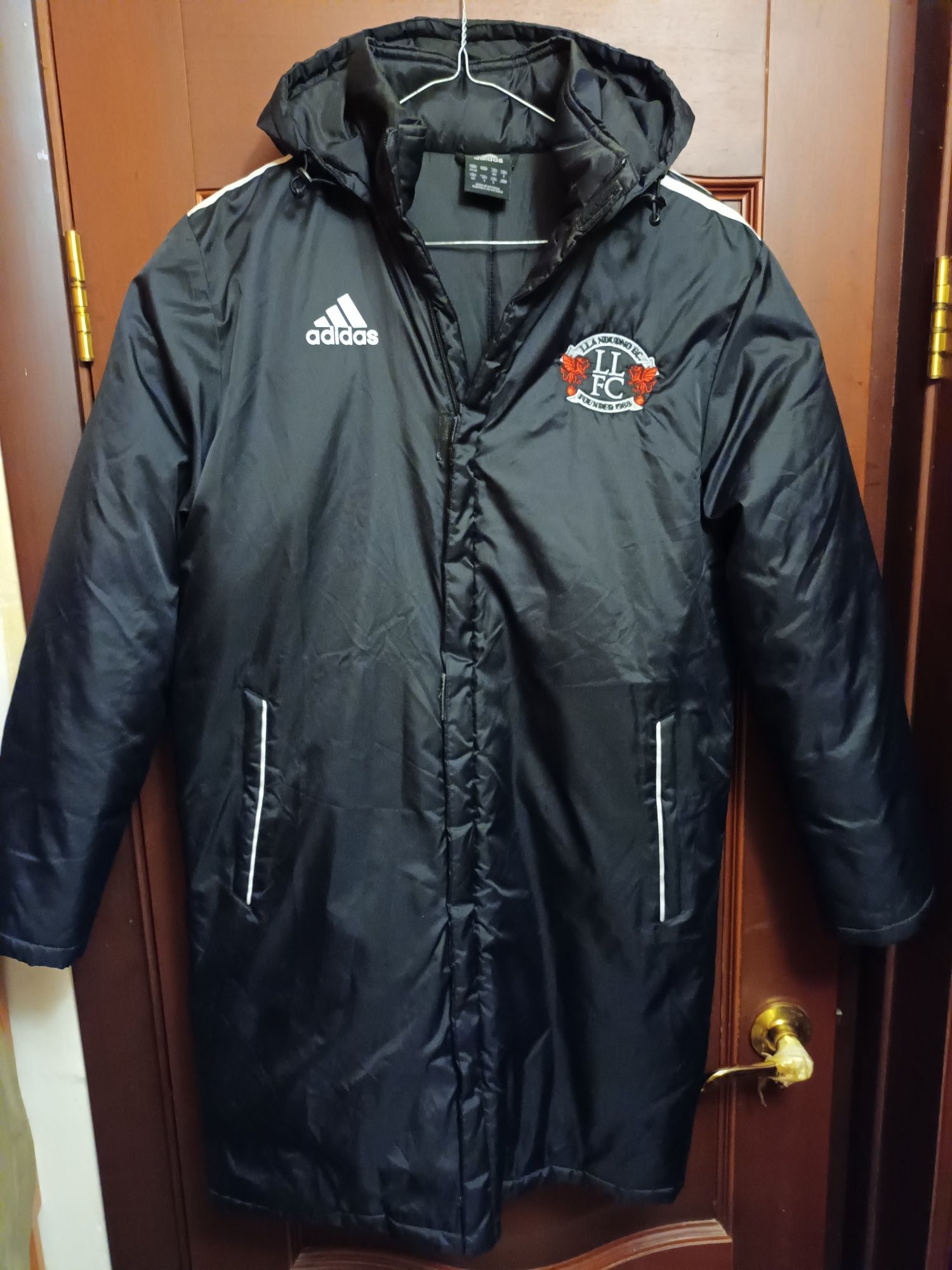 Куртка курточка Adidas зимова довга оригінал, розмір S, зріст 162 см