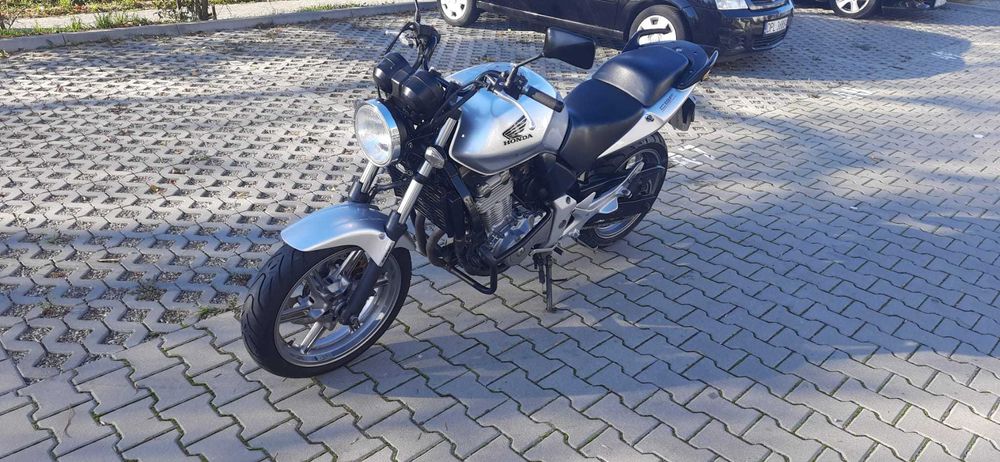 Honda CBF 500 (2004 r.)