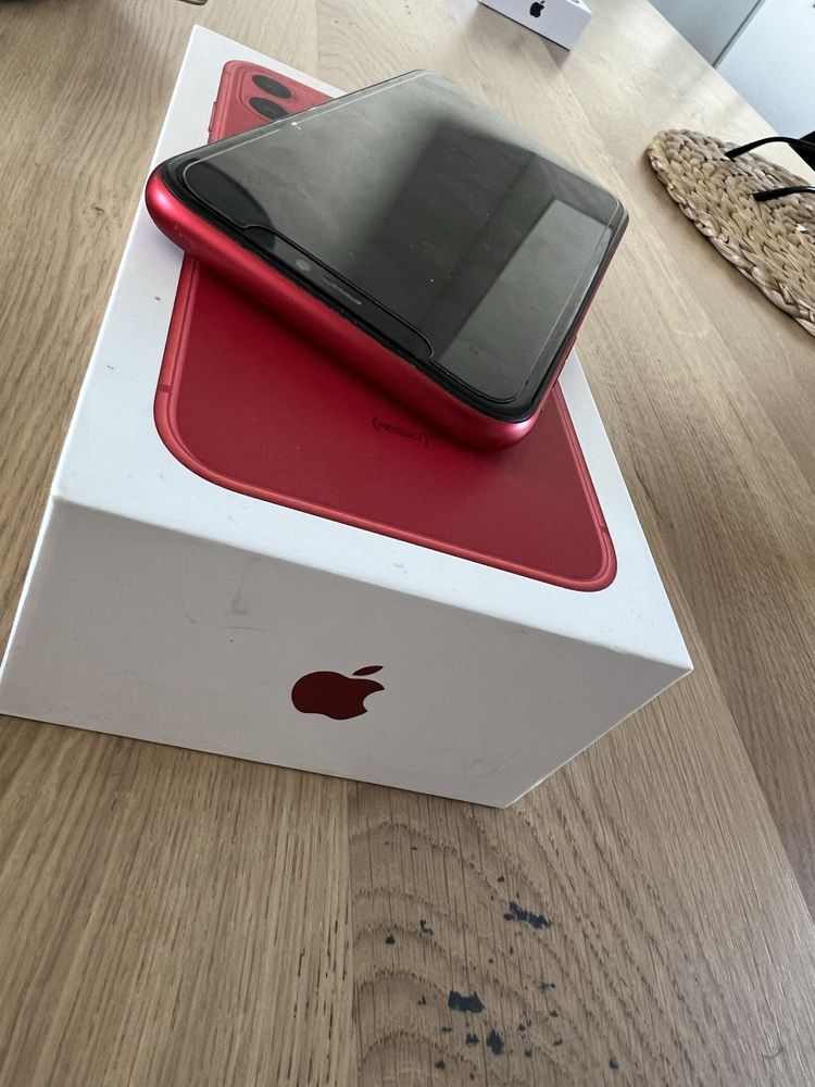 Iphone 11 64gb red