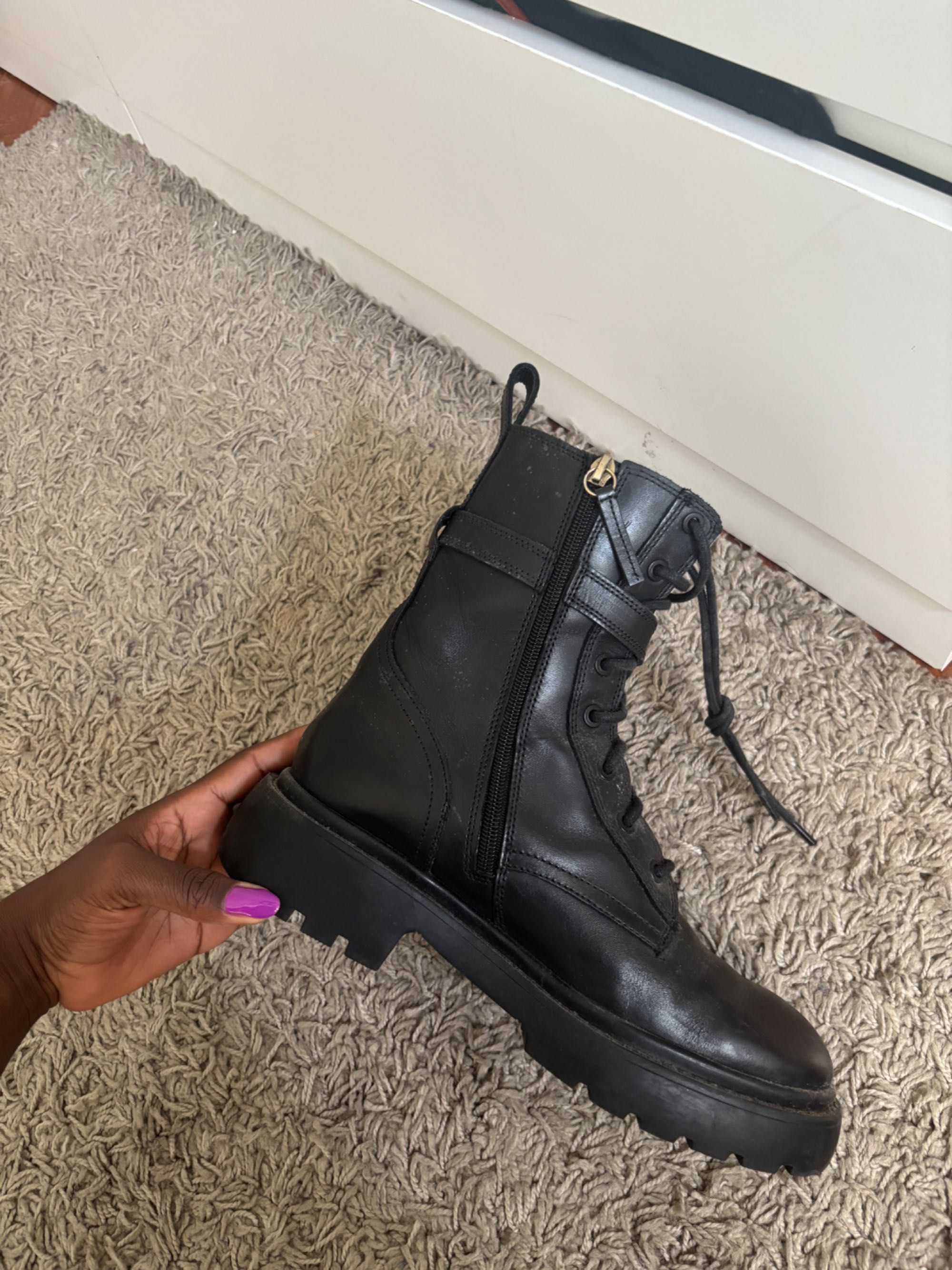 Botas usada mas em boas condições