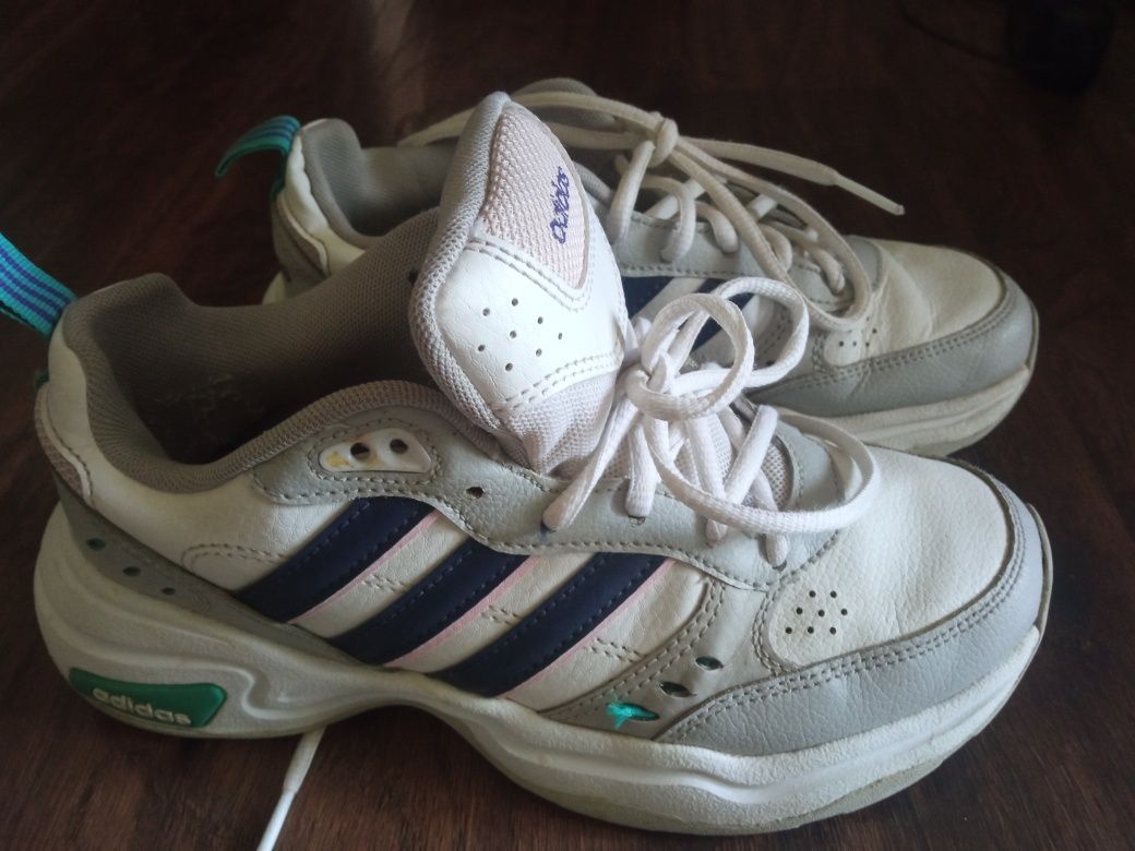Adidas strutter eg2689