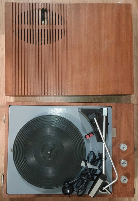 Gramofon PRL Unitra Fonica WG-510 w drewnianej obudowie  + GRATIS