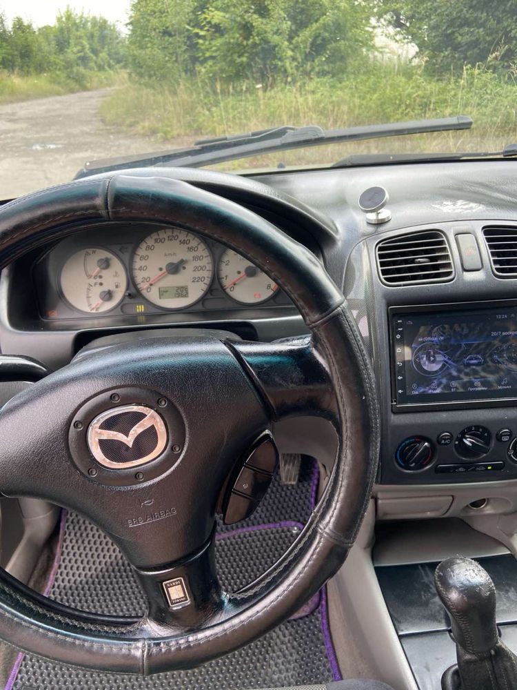 Mazda323 2003 1.6