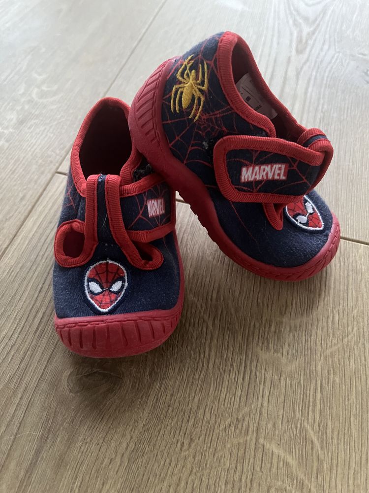 Ciapcie chlopięce spiderman