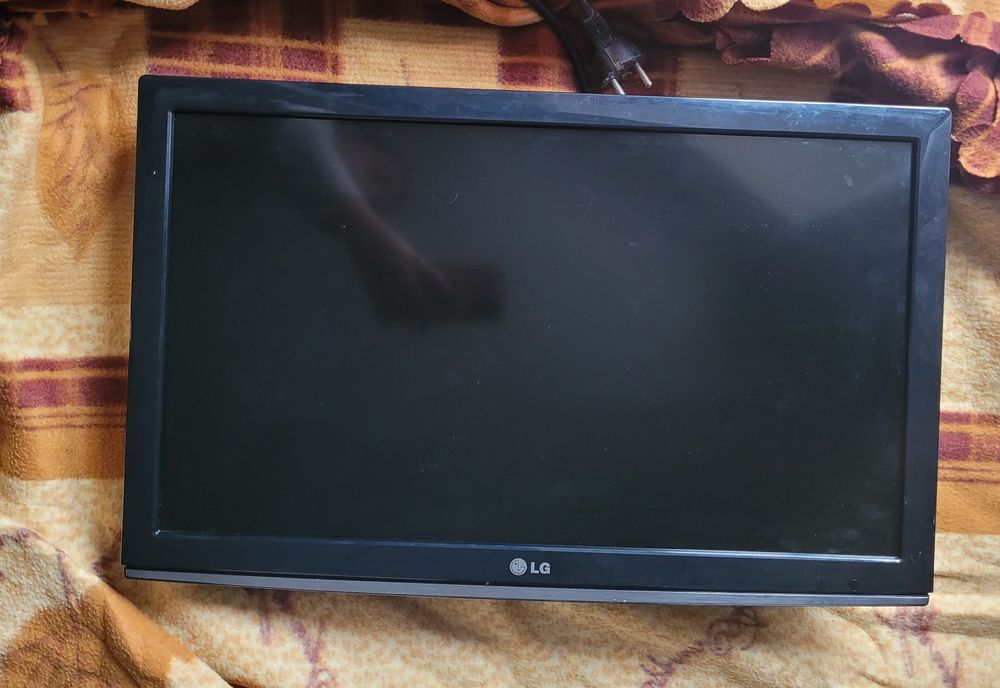 Televisão LG em bom estado