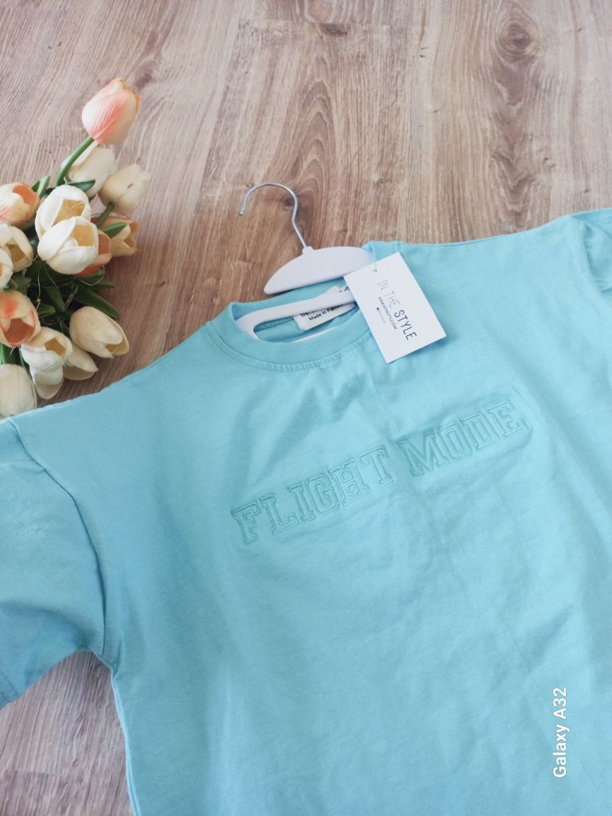 Bluzeczka t shirt. Jakość premium M/L