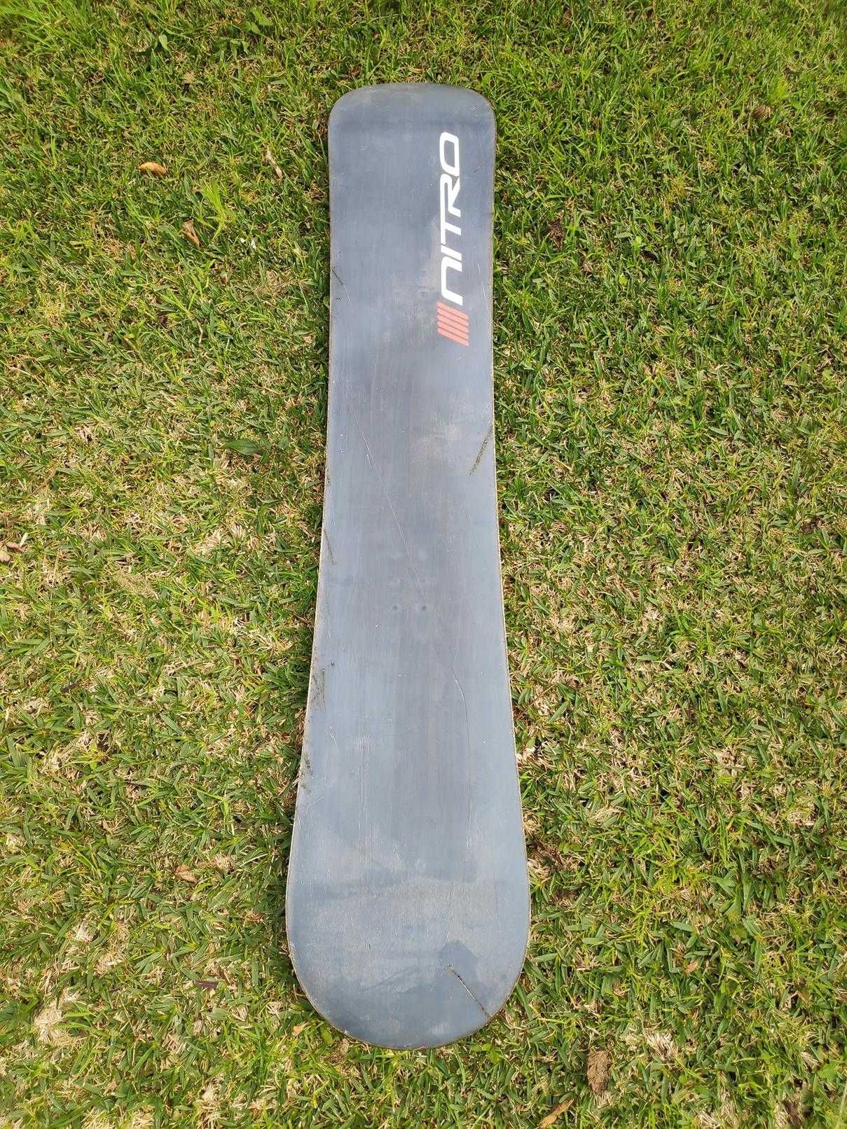 Prancha Snowboard NITRO, Fixações e botas