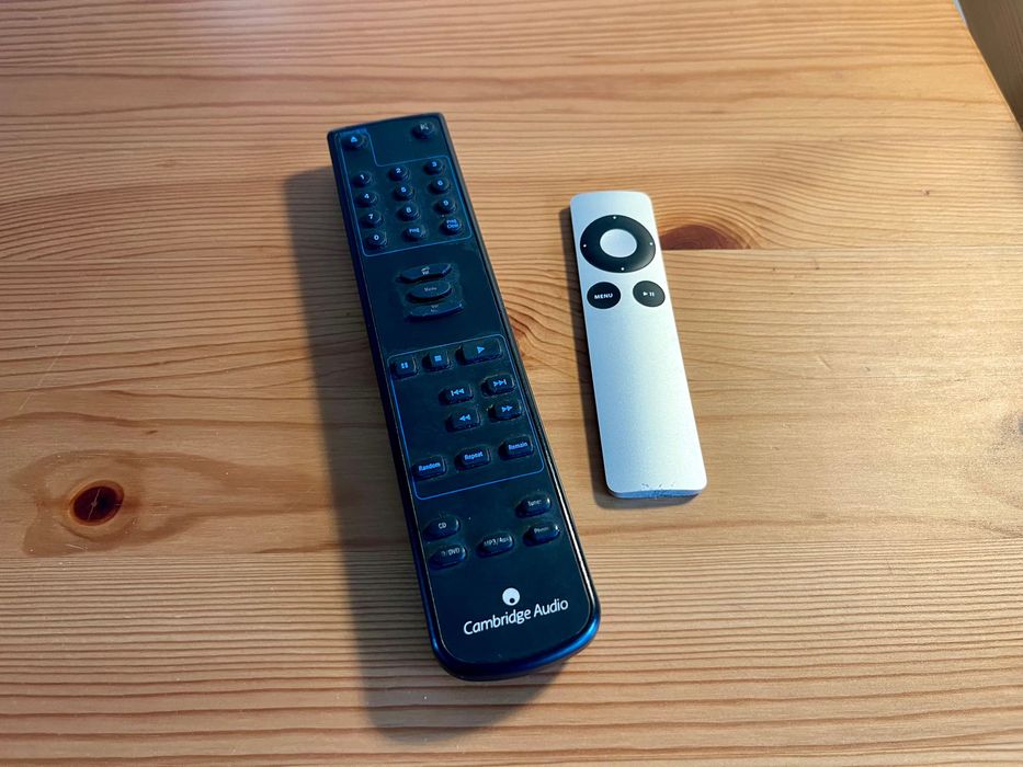 ZESTAW AUDIO Cambridge Topaz AM10 Pylon Topaz DacMagic Apple TV WiFi