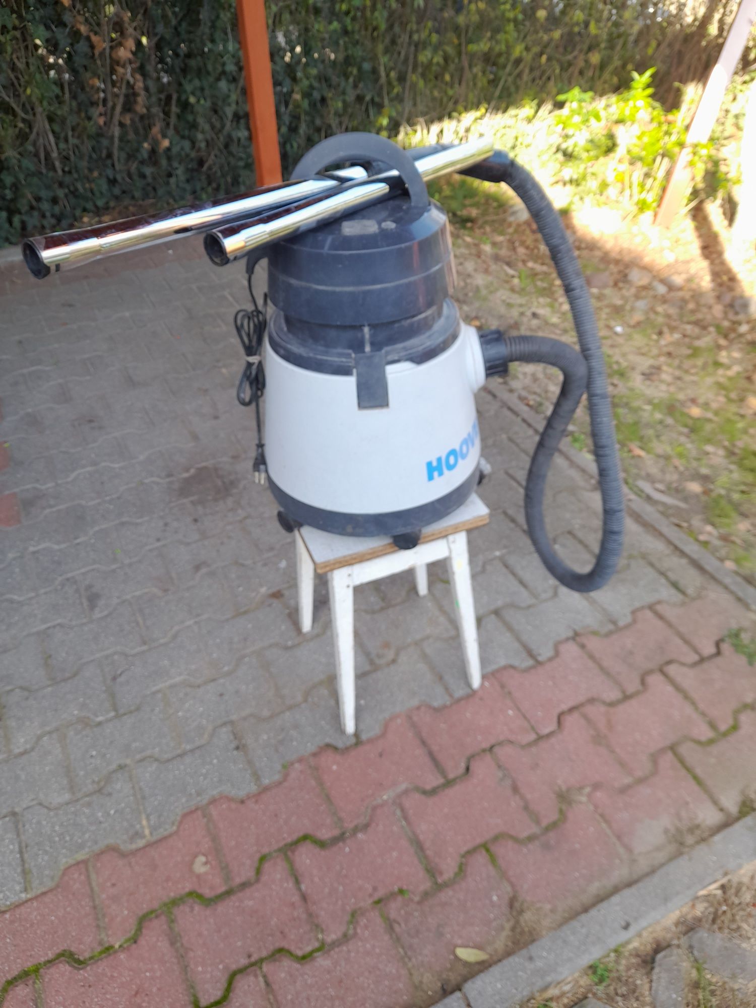 Sprzedam uszkodzony odkurzacz Hoover S 4396.