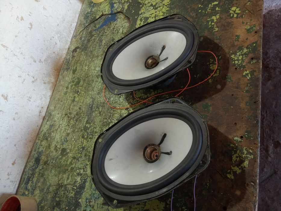 Полка с ваз 2101 с динамиками