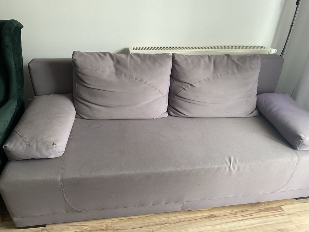 Oddam za darmo Sofa z funkcją spania i pojemnikiem na pościel