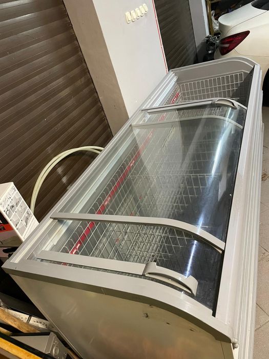 Zamrazarka AHT Maiami 250