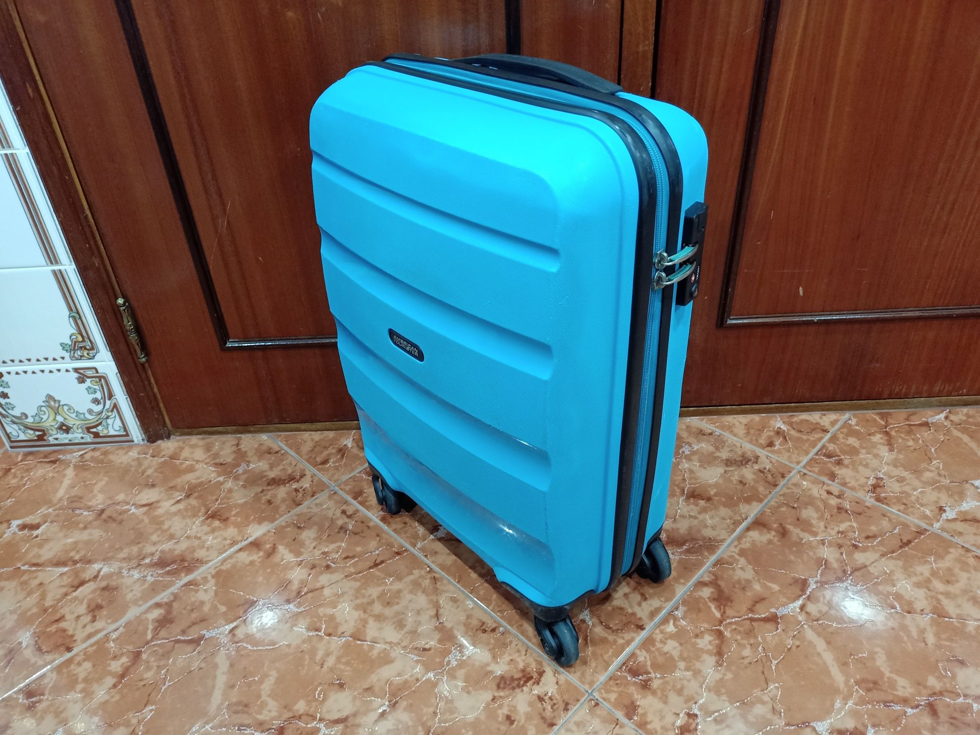 Mala malas de cabine 8 a 10kg viagem carro casa quarto apartamento.