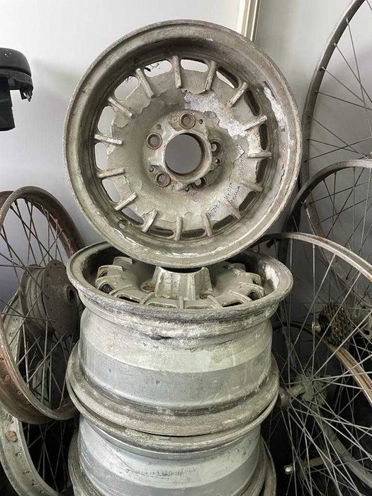 Jantes Mercedes-Benz clássicas
