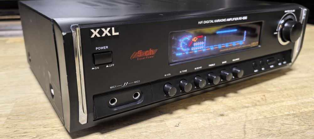 Підсилювач XXL AV-698