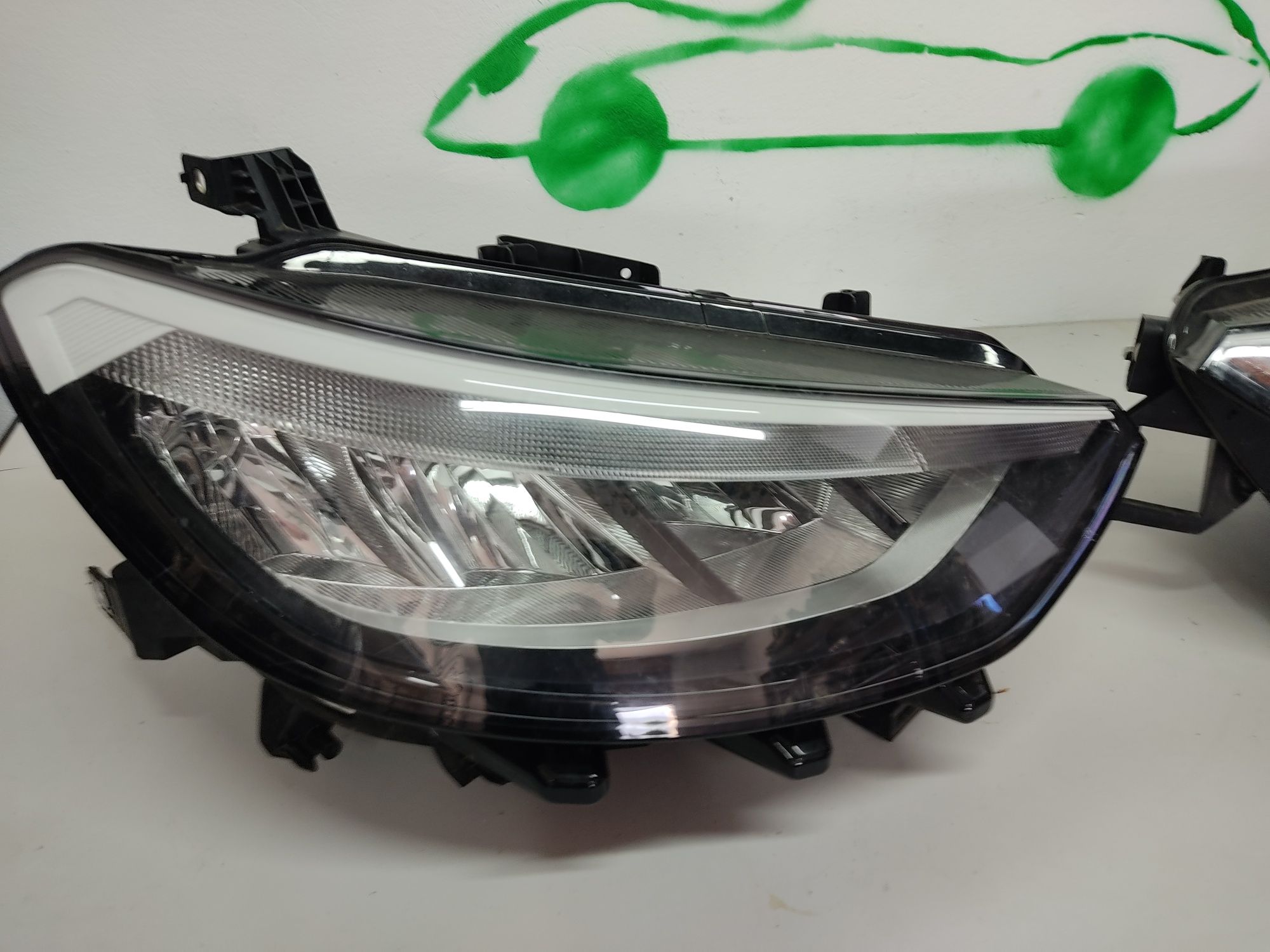 Передня фара VW ID 3 10B.941.006.A 2022р