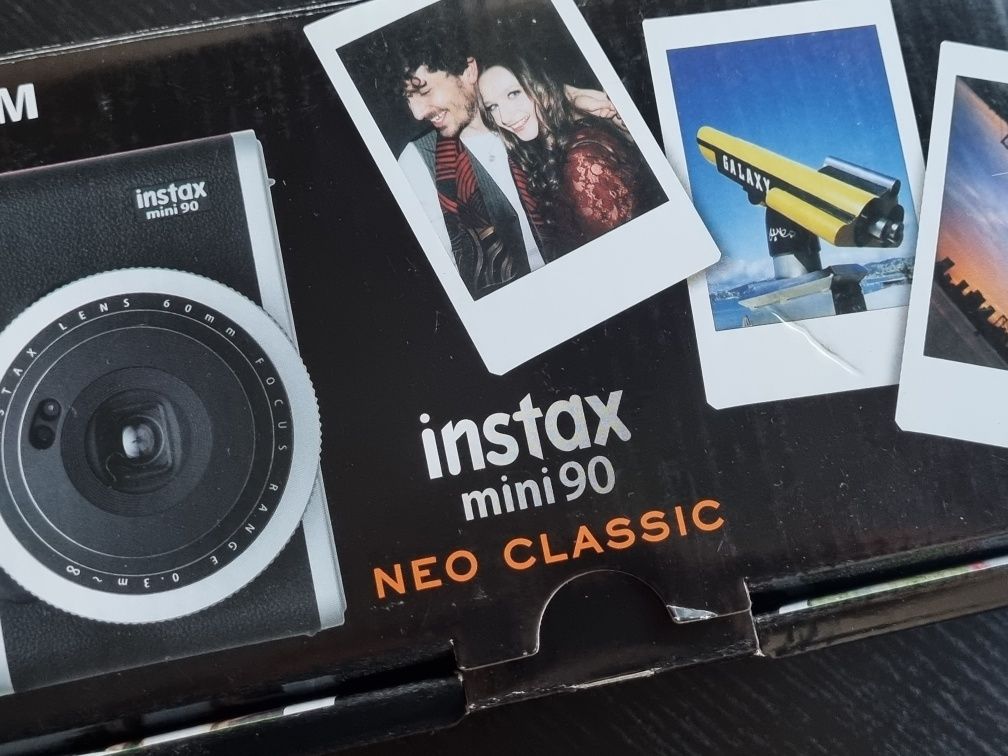 Aparat natychmiastowy Instax mini 90 Neo Classic Fujifilm