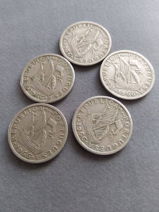 Moedas 2,5 escudos 1966