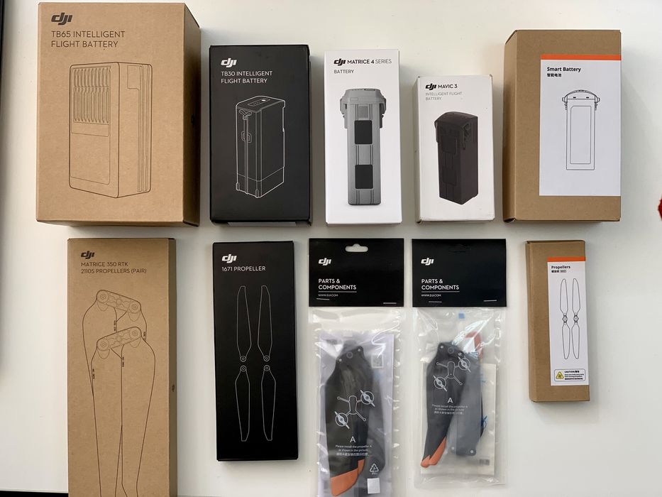 Акумулятори і пропелери на Dji Matrice 350, 30, 4/Mavic 3, 4/Autel 4