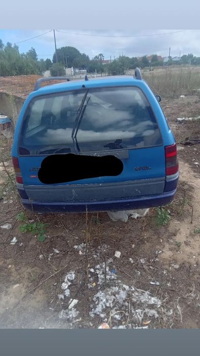 Vendo astra para peças