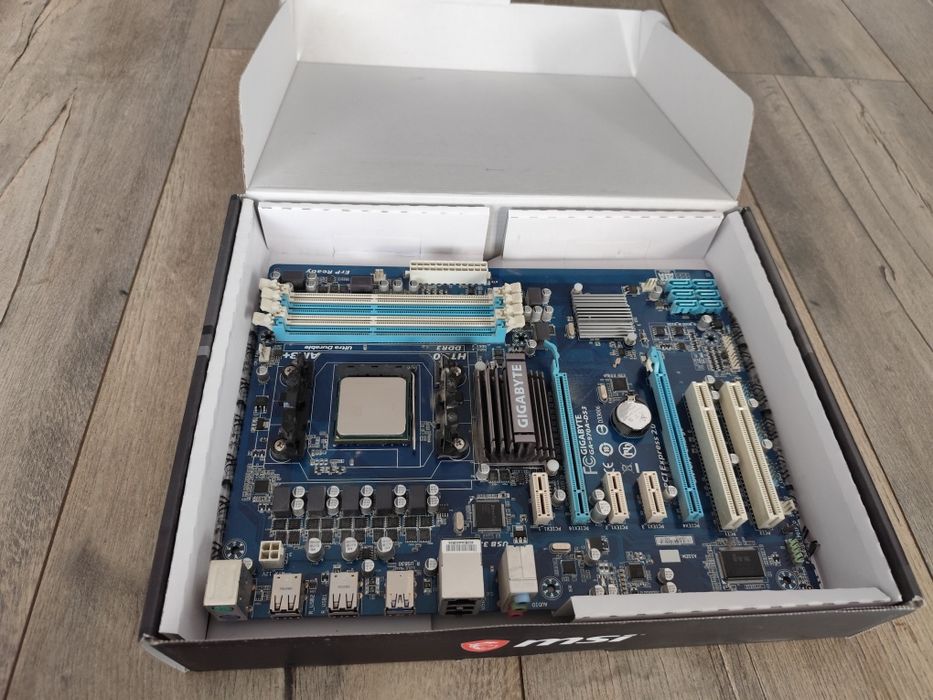 Płyta główna Gigabyte GA-970-DS3 (z procesorem)