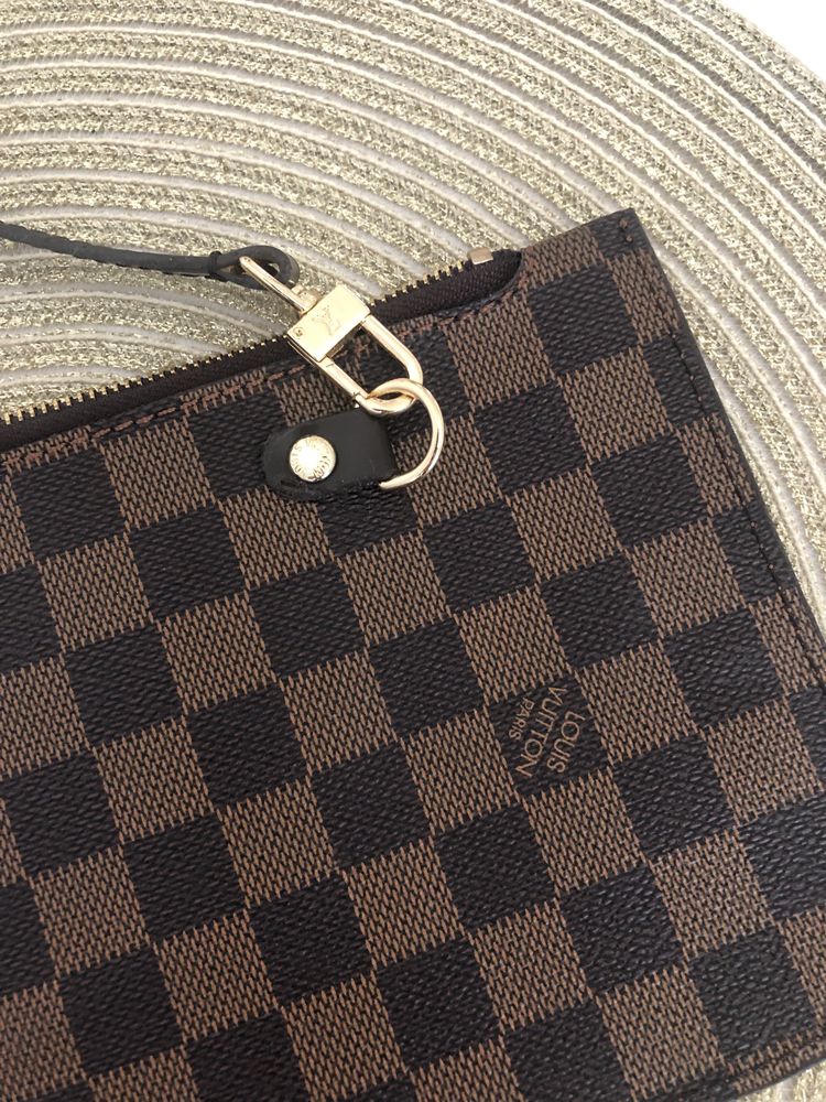 Saszetka Louis Vuitton