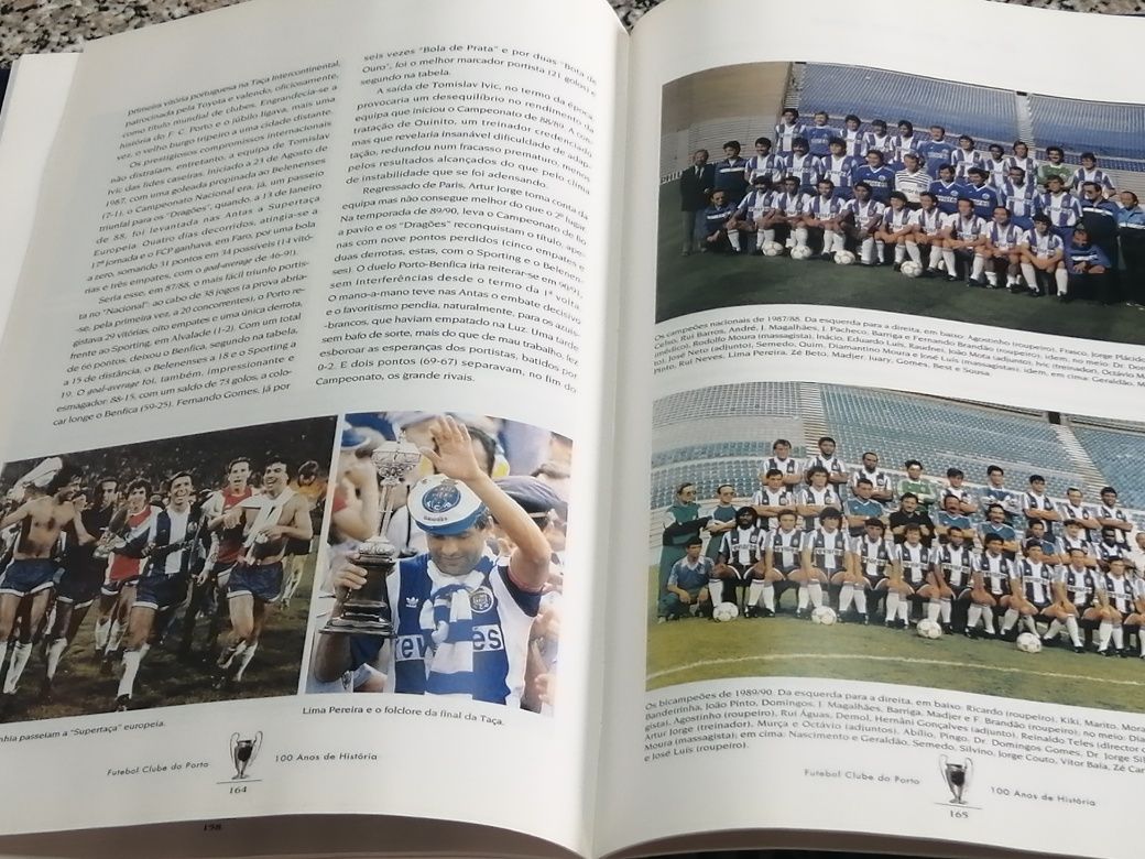 Livro de futebol club do porto