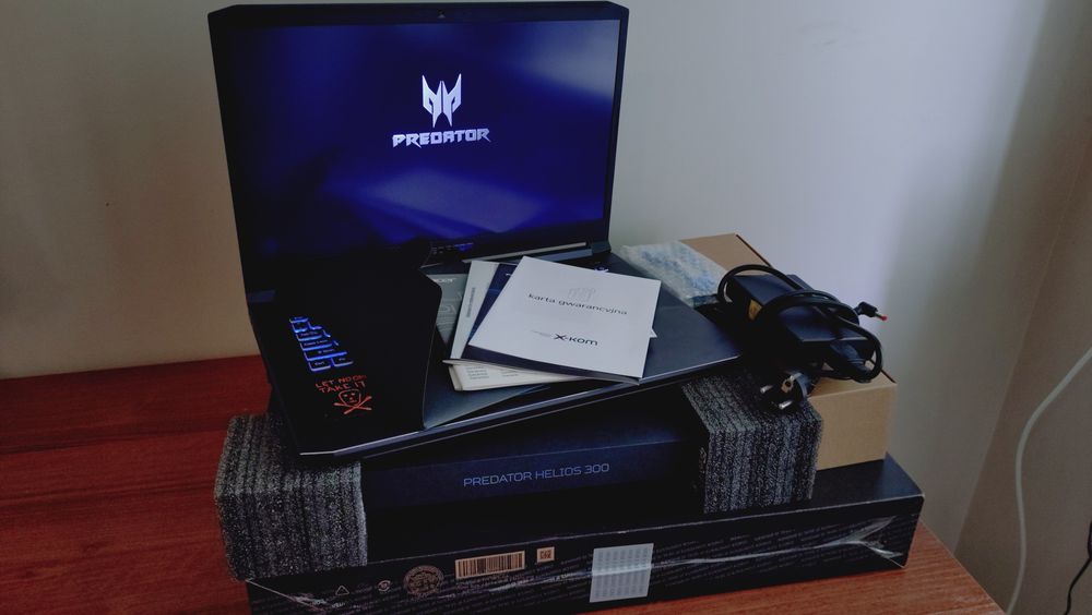 Acer Predator Helios 300 17,3" 144Hz/i7 9750H/GTX 1660Ti