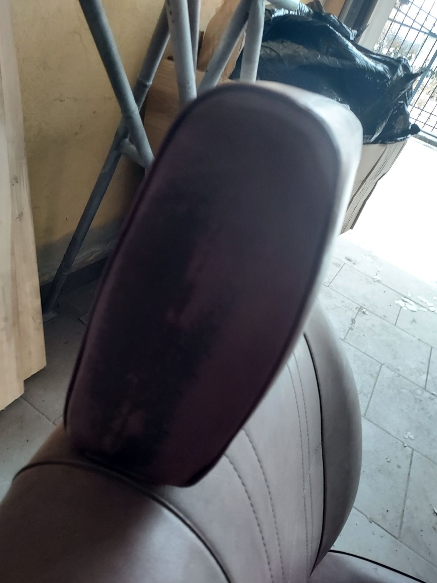 Fotel skórzany fiat 125p polonez