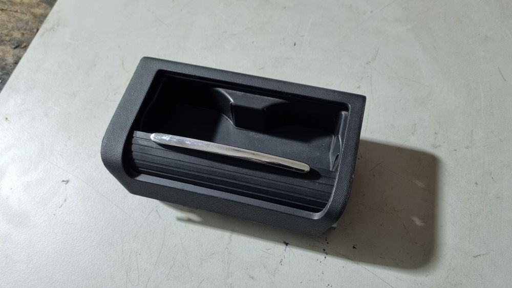 Schowek cupholder na kubki uchwyt roletka roleta opel vectra c signum