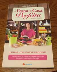 Livro  - A dona de casa perfeita - Mónica Duarte