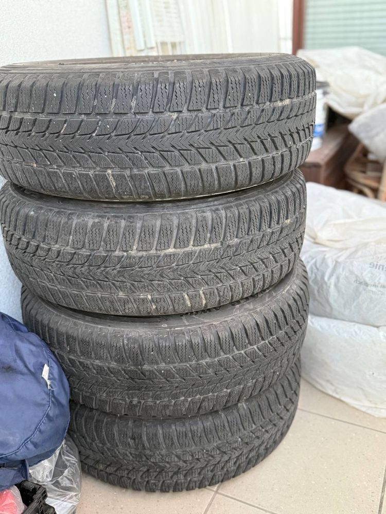 Guma zimowa z żelaznymi felgami  195.65 r15