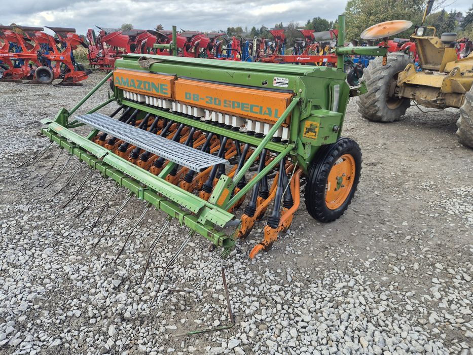 Amazone D8 3m Special sciezki znaczniki podest d7 d9