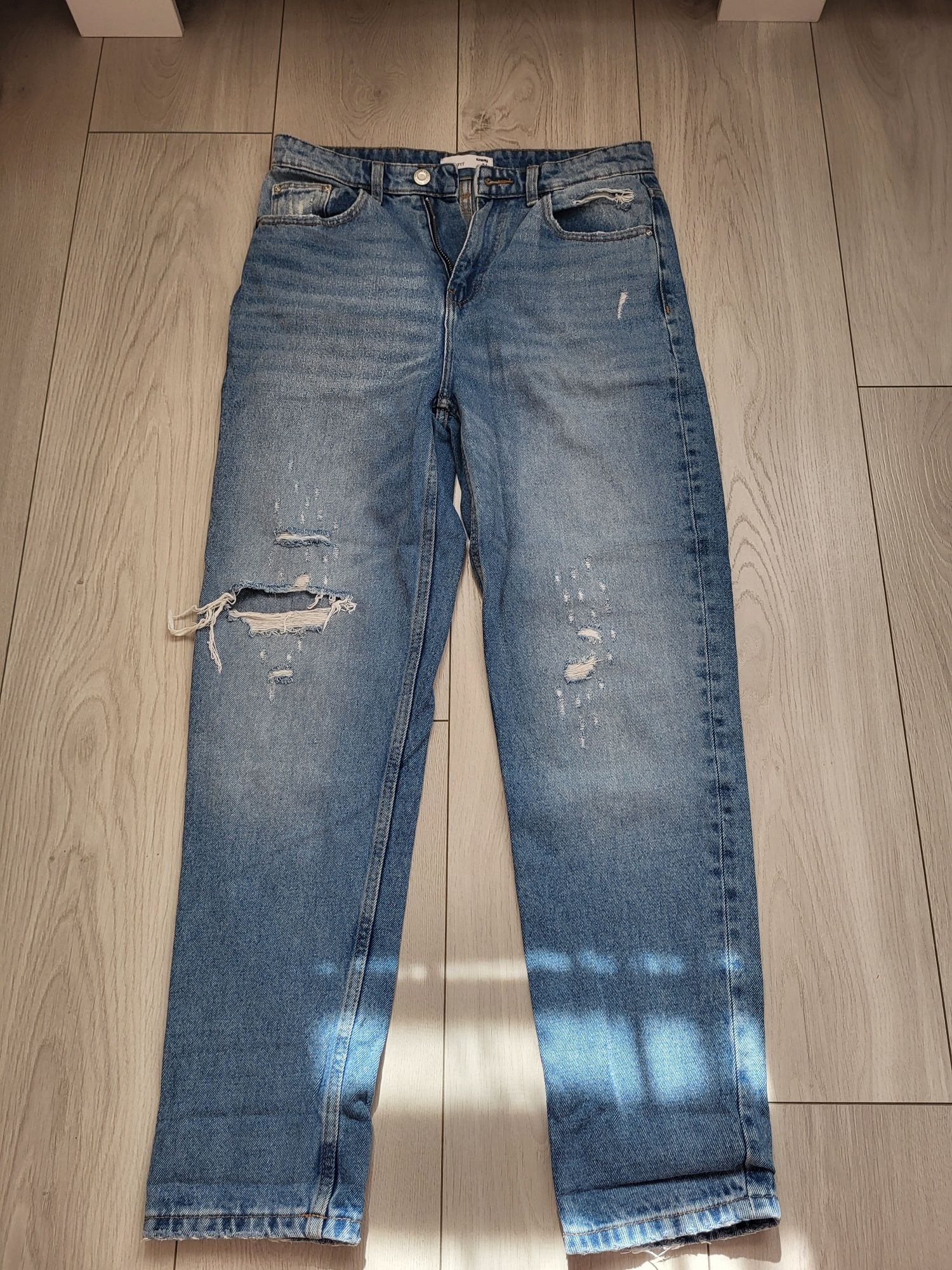Jeansy mom fit damskie