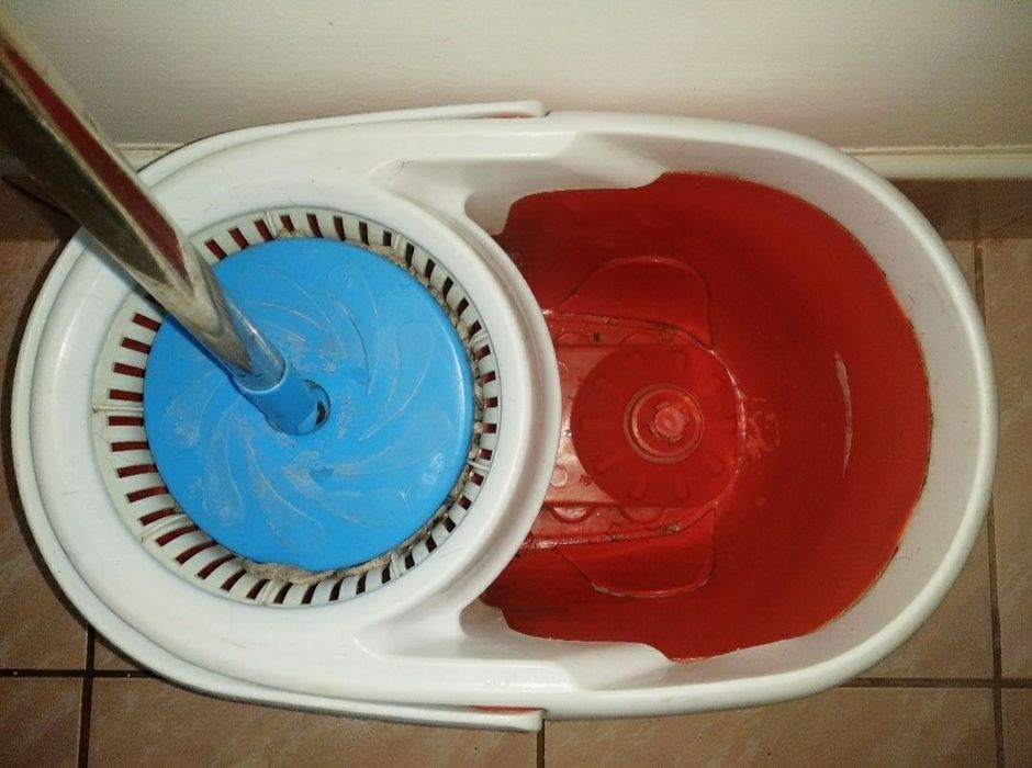 Складна швабра з відром з віджимом,б/в.