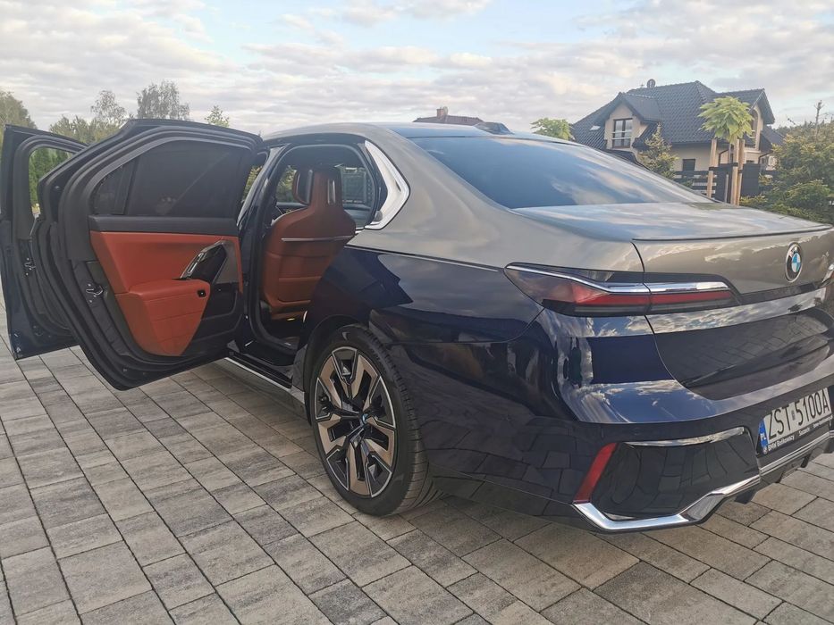 BMW Seria 7 Dwukolor,X-drive,PL,Gwarancja 2028r ,303KM+MILD HYBRID 14KM, ZAMIANA