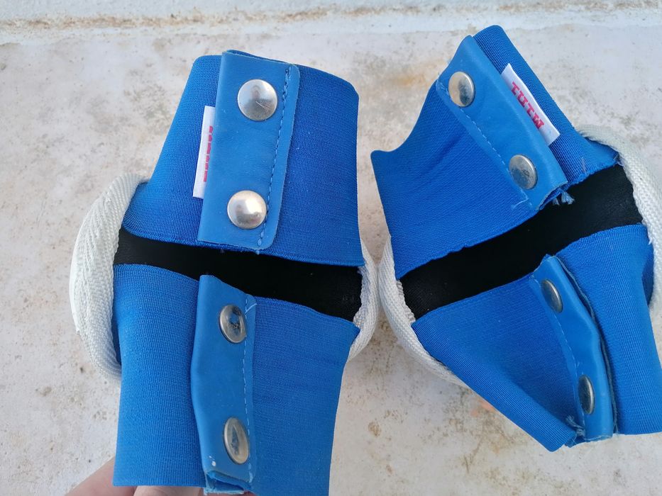 Joalheiras hóquei patins Toor (mini)