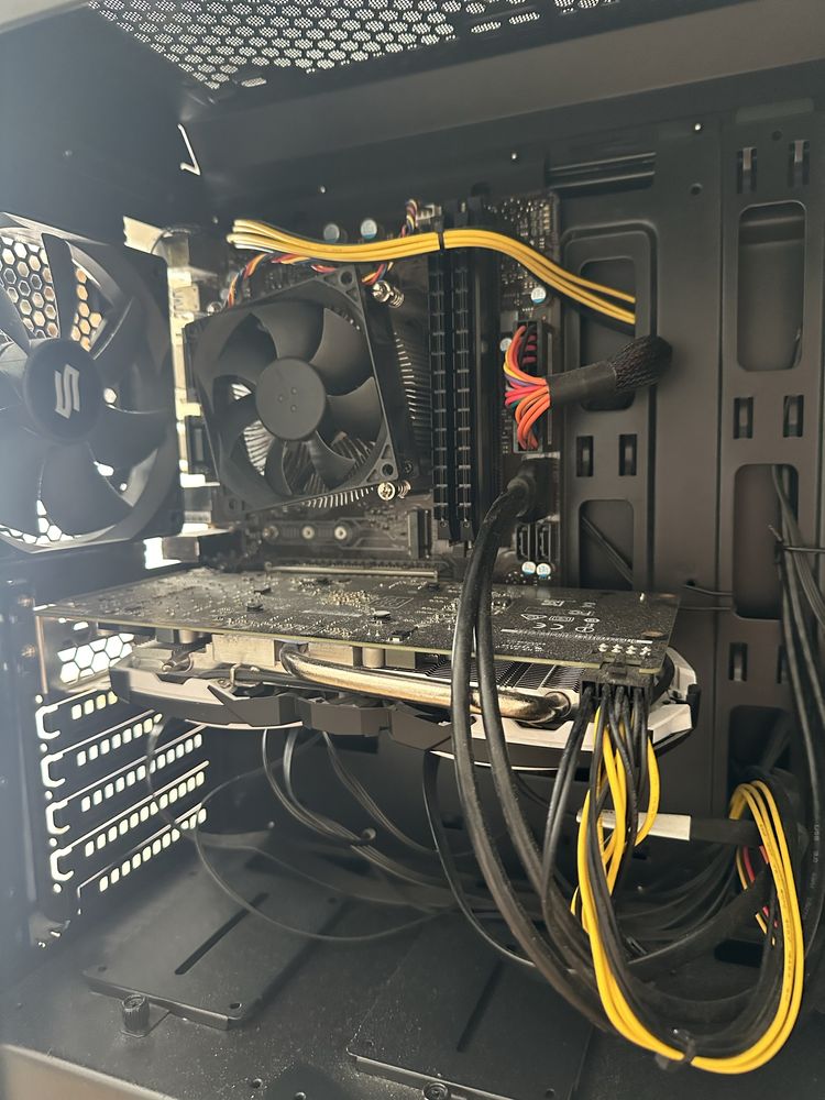 Komputer gamingowy i5 RX 570