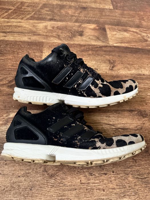 Стильные леопадовые кроссовки Адидас для девочки