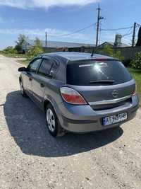 Продам Opel Astra H