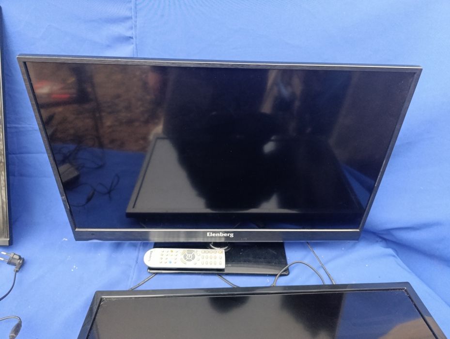 Плазменный телевизор Elenberg E 29Q770A LED телевізор 40BF400