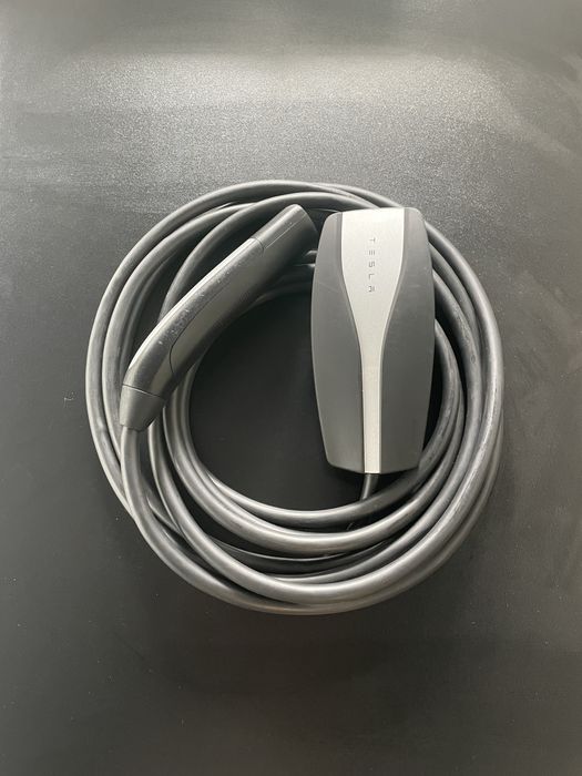 Зарядка Оригінал Tesla Mobile Connector Gen2 (32A). Не працююча.