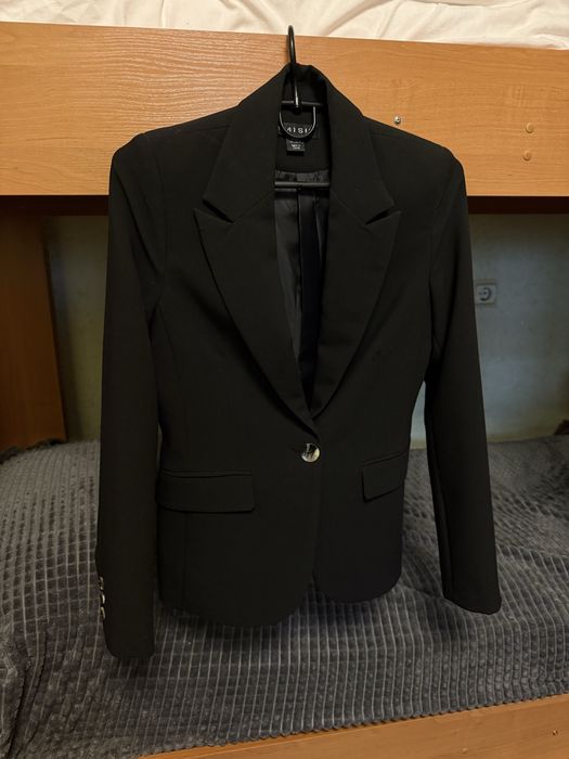 Піджак приталений