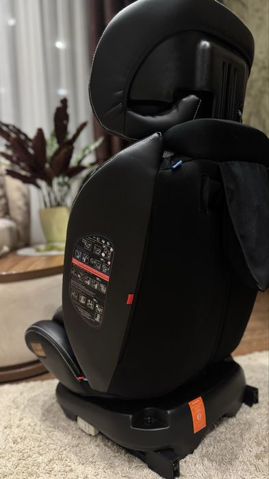 Автокрісло 0–36 кг Carrello Asteroid