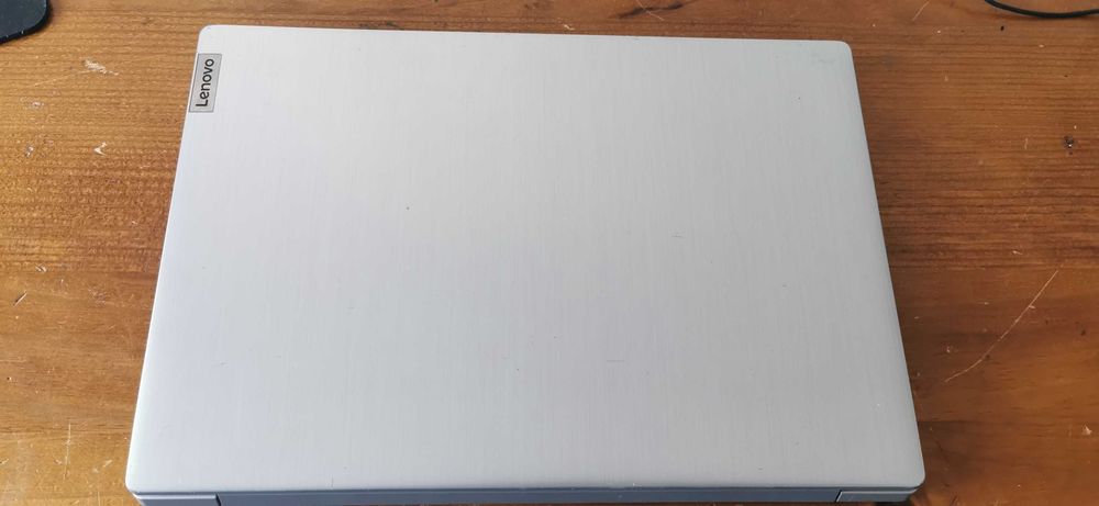 lenovo ideapad 3 15ada05