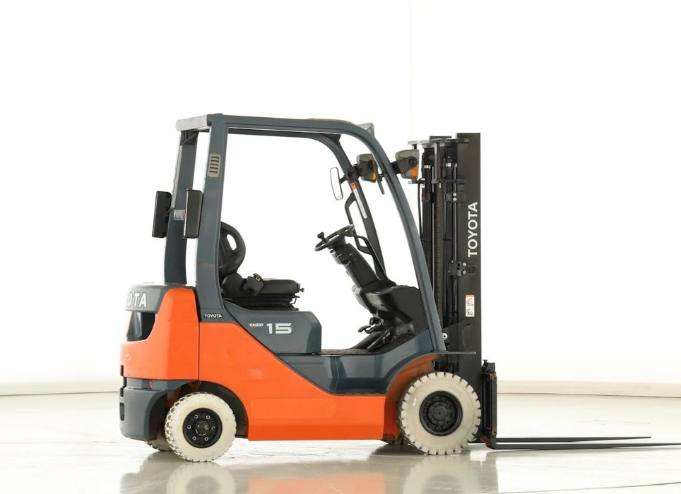 Погрузчик дизельний Toyota навантажувач дизельний